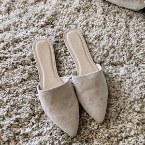 Taupe mule pointed slides. Brand new Size 10